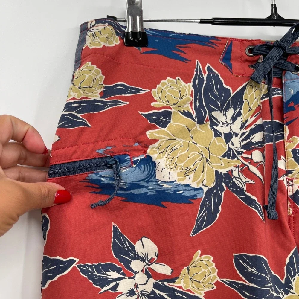 Patagonia Mens‎ Floral Swim Trunks Shorts Size 30 Red Blue Drawstring